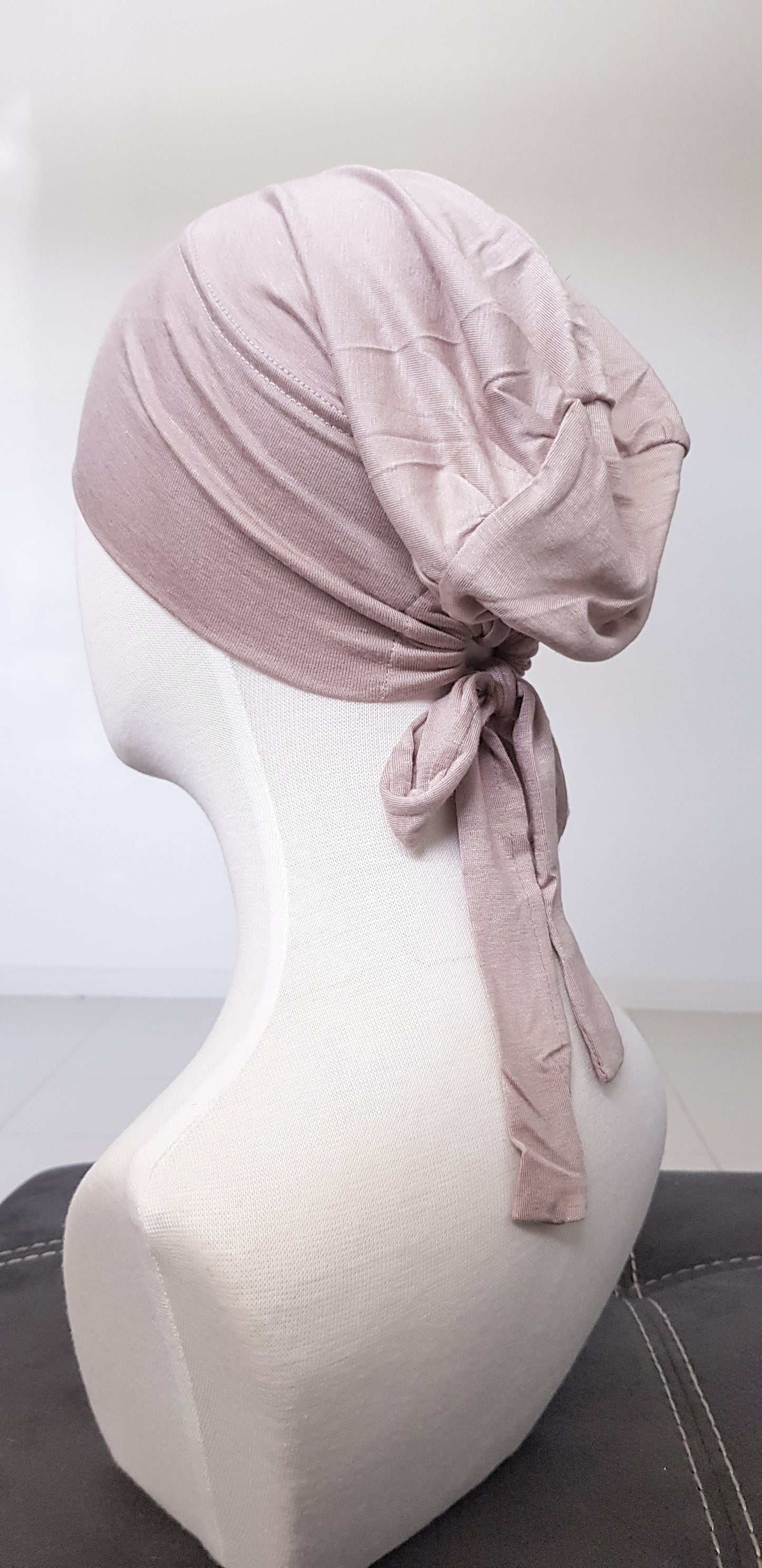 BLUSH NUDE Closed Tie-Back Cap