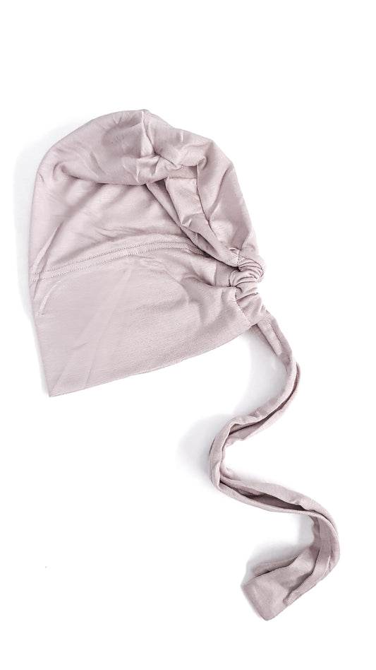 BLUSH NUDE Closed Tie-Back Cap