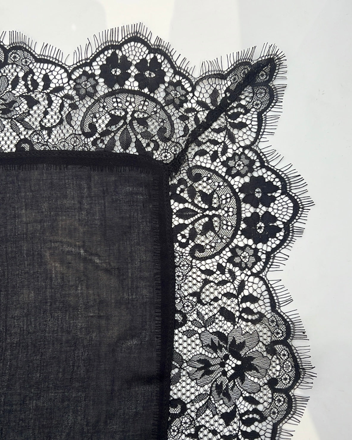 EBONY Lace Modal