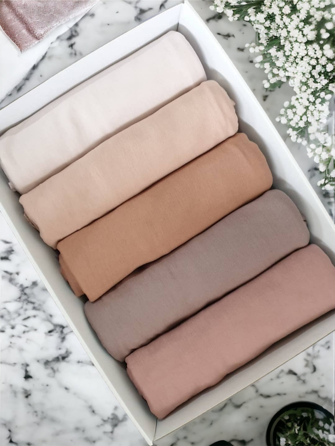 Maxi Jersey Gift Box - Neutrals