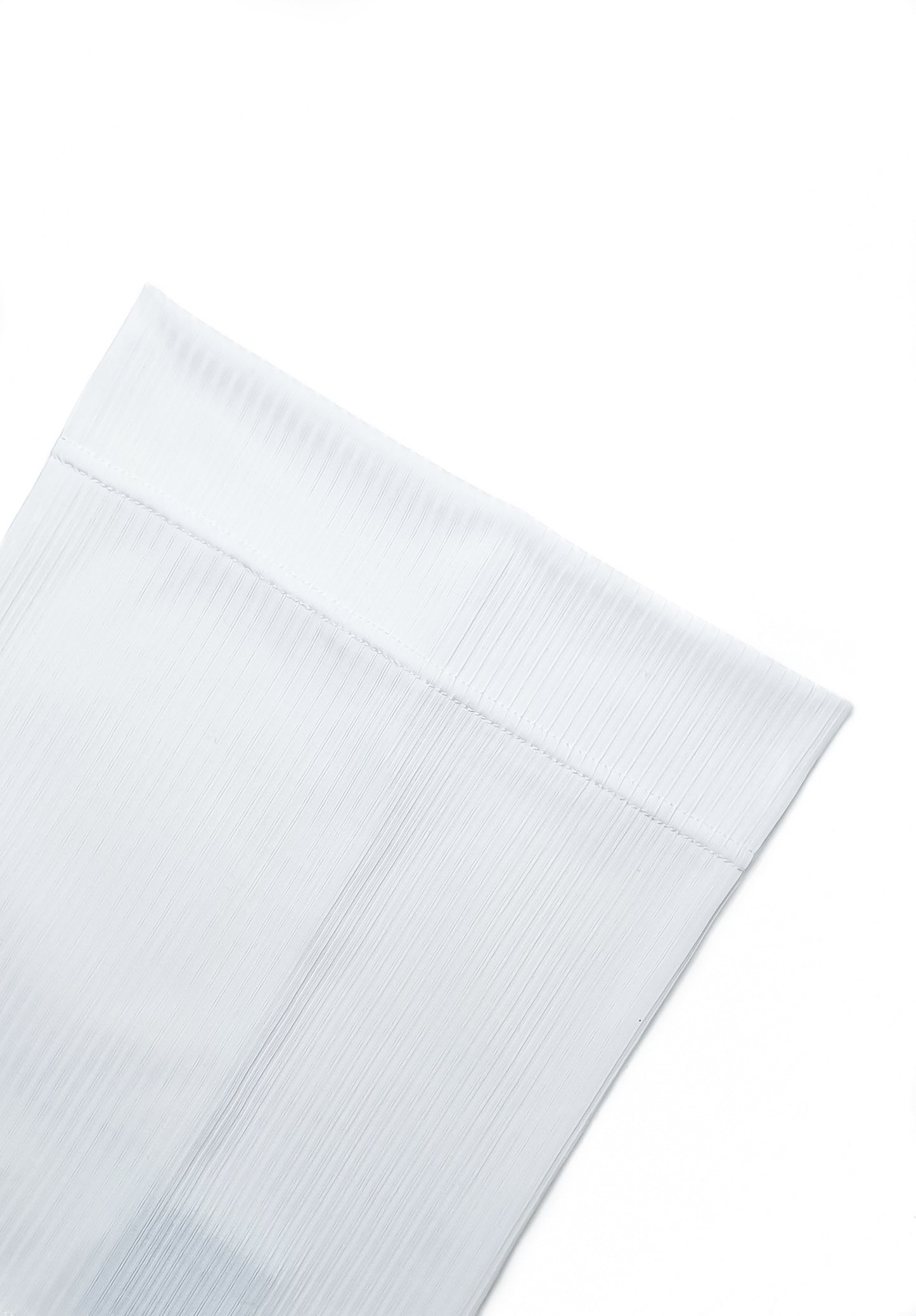 Ribbed Straight Cap - White