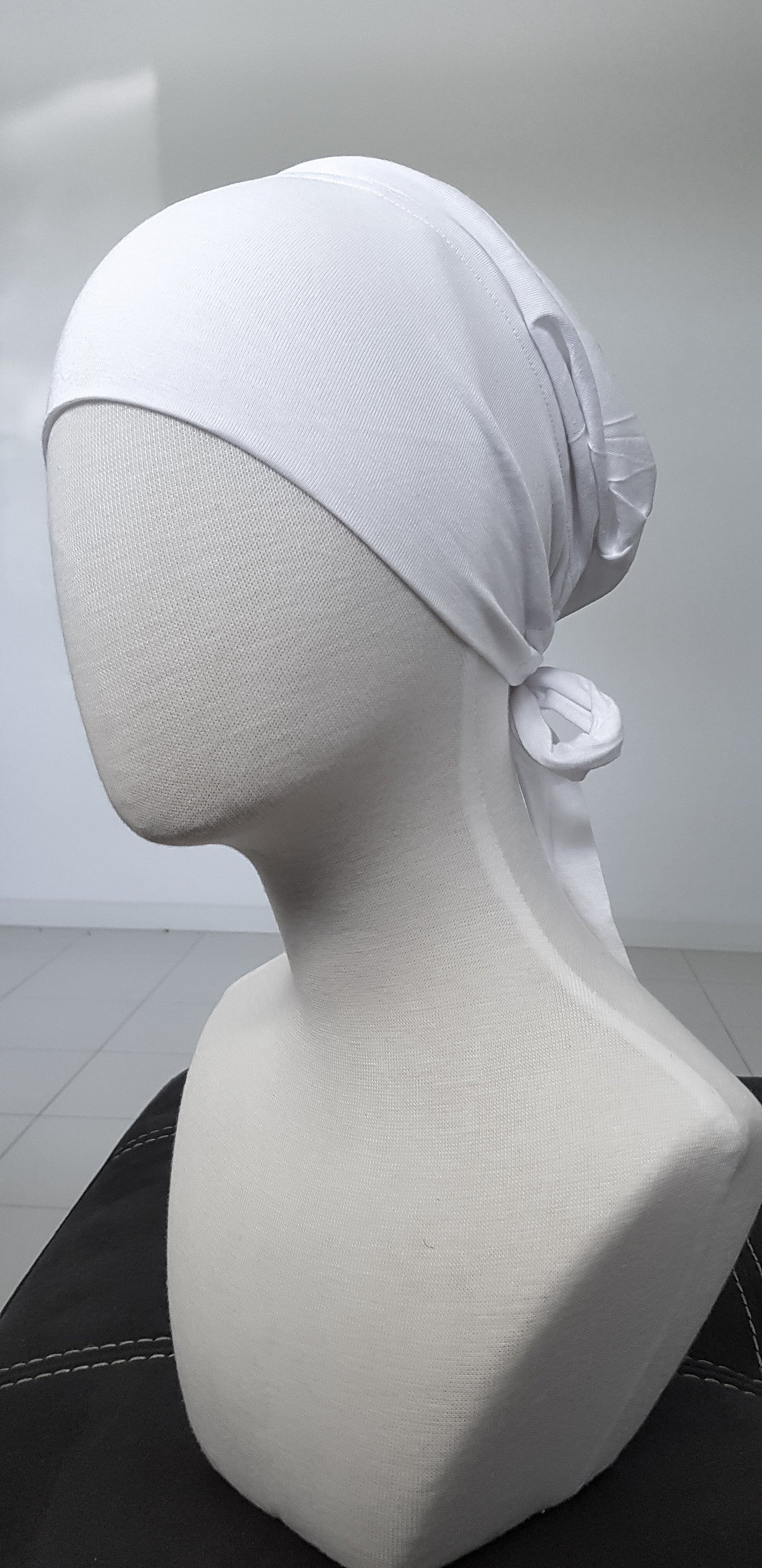 Closed Straight Cap - White